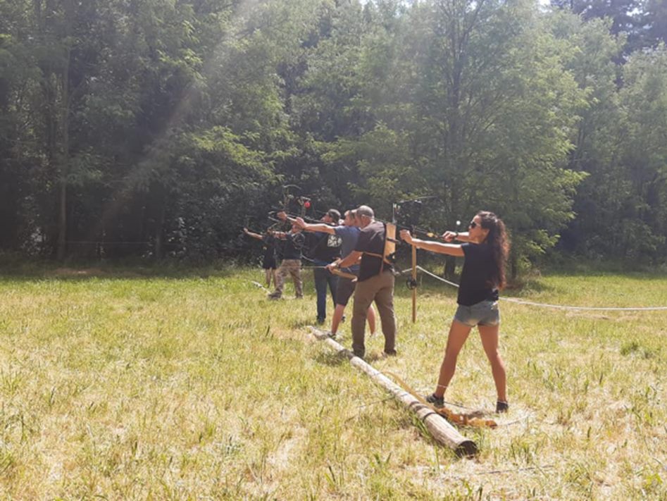 Archers du club en séance de tir sur la zone d'entraînement